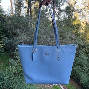 COACH Shoulder Bag City Zip Tote Bag Azure Blue w Silver Hardware AUTHENTIC